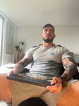 DimitriSullivan  online show from February 20, 1:13 pm