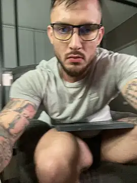 DimitriSullivan  online show from February 22, 5:34 am