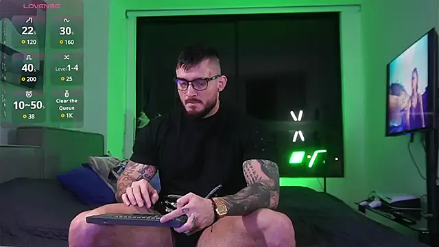 DimitriSullivan  online show from February 12, 4:54 am