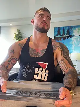 DimitriSullivan  online show from March 25, 1:21 pm