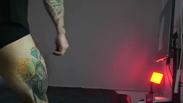 DimitriSullivan  online show from February 13, 2:56 am