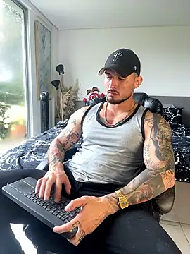 DimitriSullivan  online show from January 16, 1:48 pm