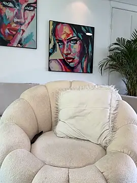 Snapshot of DimitriSullivan_ chatting on October 31, 6:59 pm DimitriSullivan online show from October 31, 6:59 pm