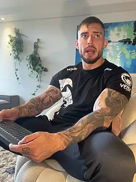 DimitriSullivan  online show from March 24, 1:22 pm