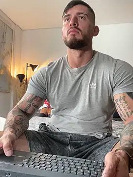 DimitriSullivan  online show from February 12, 1:22 pm