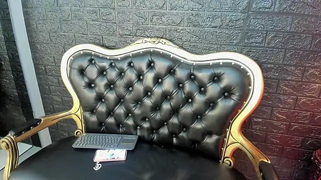 Snapshot of Ameliewitte_mjs chatting on February 20, 7:52 pm Ameliewitte mjs online show from February 20, 7:52 pm