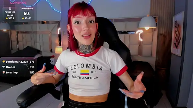 Snapshot of Ameliewitte_mjs chatting on November 12, 1:10 am Ameliewitte mjs online show from November 12, 1:10 am