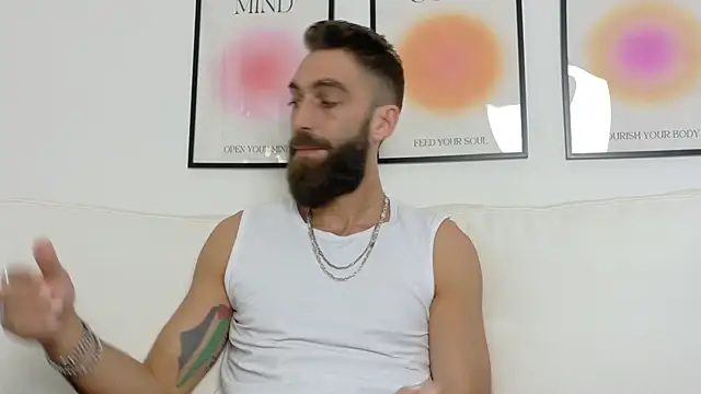 Snapshot of DaWoD030 chatting on October 21, 6:35 am DaWoD030 online show from October 21, 6:35 am