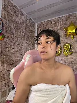 Lady Rey online show from April 25, 7:11 pm