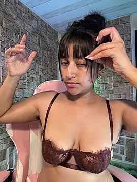 Lady Rey online show from March 28, 1:50 am