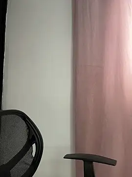 Lady Rey online show from April 7, 8:43 pm