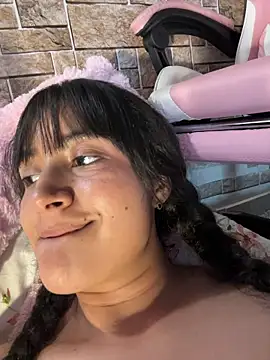 Snapshot of Lady_Rey chatting on March 2, 3:29 am Lady Rey online show from March 2, 3:29 am