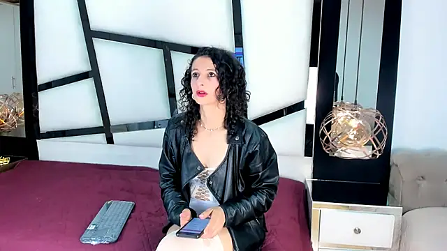 AriannaRussell  online show from February 13, 2:28 pm