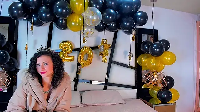 AriannaRussell  online show from March 16, 3:59 pm