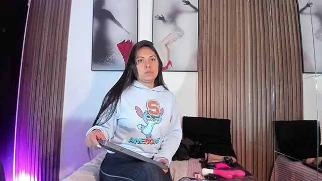 Ella Rousse online show from January 7, 12:54 pm