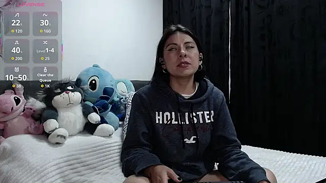 Snapshot of Ella_Rousse chatting on November 21, 9:03 pm Ella Rousse online show from November 21, 9:03 pm