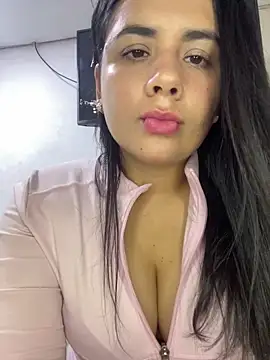 Leyna Kenet online show from February 15, 11:36 pm