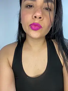 Leyna Kenet online show from January 29, 3:33 am