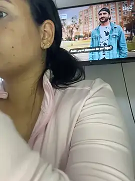 Leyna Kenet online show from February 26, 2:44 am