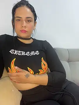 Leyna Kenet online show from February 24, 4:16 am