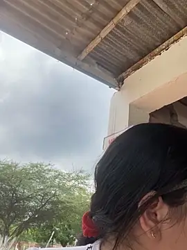 Leyna Kenet online show from April 13, 7:07 pm