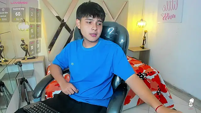 AndrewPherson online show from September 21, 12:43 pm