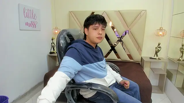 AndrewPherson online show from April 14, 12:21 pm