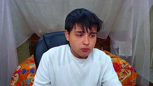 AndrewPherson online show from February 25, 12:27 pm