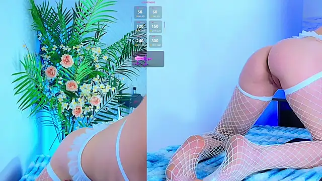 Snapshot of Kinky__Karo chatting on October 7, 1:39 am Kinky  Karo online show from October 7, 1:39 am