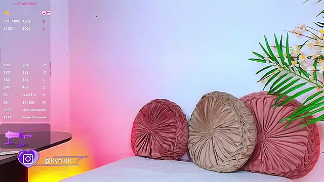 Kinky  Karo online show from January 8, 12:27 am