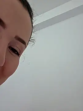 NeredaXxx online show from December 16, 10:14 pm