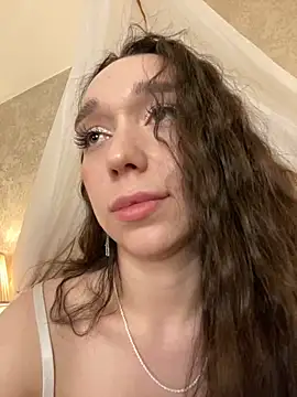 TaylorDavids online show from February 24, 1:57 am