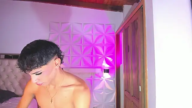 im sebaslopez online show from February 27, 8:19 pm