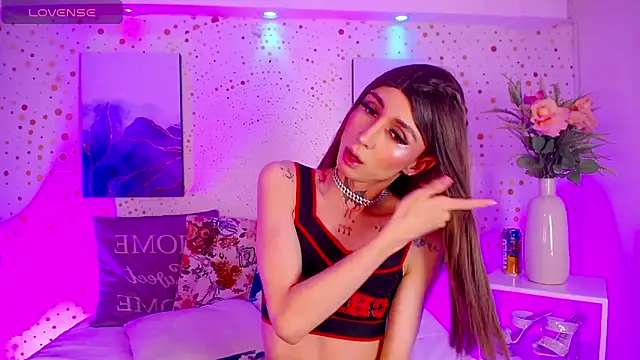 Aniie Doll online show from February 11, 8:20 pm