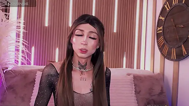 Aniie Doll online show from December 16, 8:24 pm