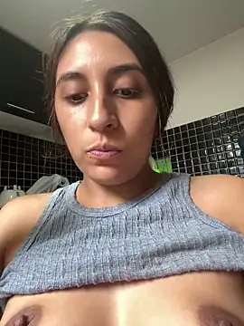 bigasssweet 2 online show from March 8, 9:18 pm