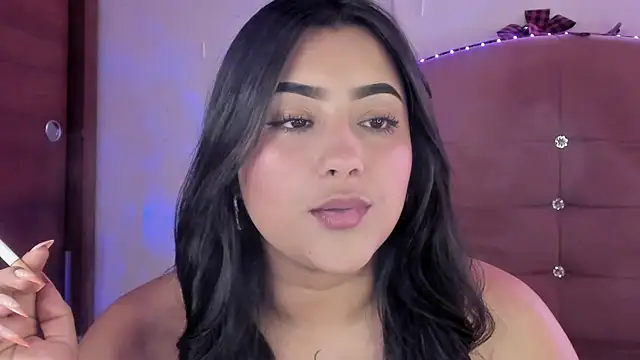 Snapshot of male_couper chatting on February 3, 8:35 pm male couper online show from February 3, 8:35 pm