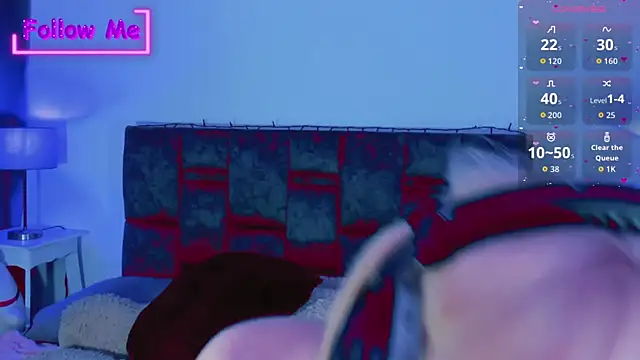 Kirmyy  online show from December 5, 8:50 pm