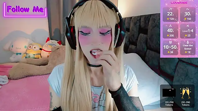 Kirmyy  online show from March 10, 10:45 pm