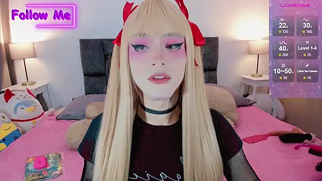 Kirmyy  online show from February 4, 10:45 pm