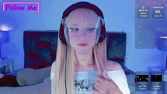 Kirmyy  online show from November 3, 8:45 pm