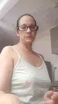 Snapshot of nicolle_milf1978 chatting on October 3, 12:25 am nicolle milf1978 online show from October 3, 12:25 am