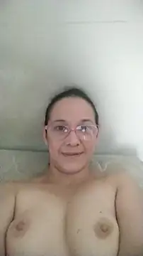 Snapshot of nicolle_milf1978 chatting on November 30, 1:01 pm nicolle milf1978 online show from November 30, 1:01 pm