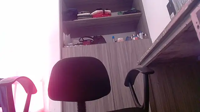 nicolle milf1978 online show from February 5, 11:50 am