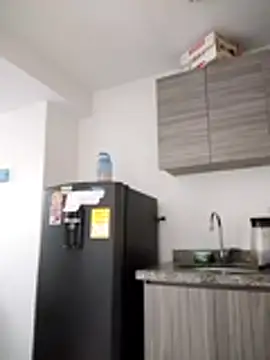 nicolle milf1978 online show from April 10, 12:01 pm