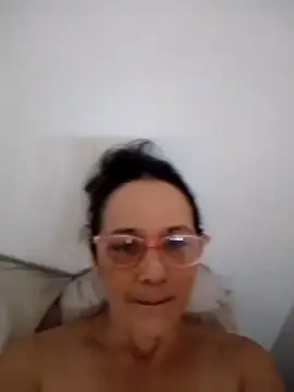 nicolle milf1978 online show from May 12, 12:55 pm
