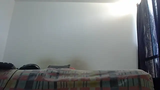 Snapshot of nicolle_milf1978 chatting on November 26, 1:11 pm nicolle milf1978 online show from November 26, 1:11 pm