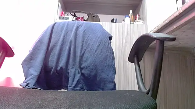 nicolle milf1978 online show from February 24, 12:06 pm