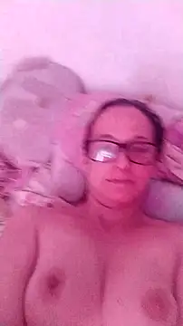 Snapshot of nicolle_milf1978 chatting on September 25, 2:45 pm nicolle milf1978 online show from September 25, 2:45 pm