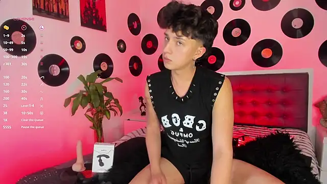 juandaaap online show from May 13, 2:29 am